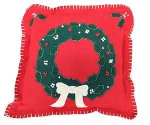 Vintage? Handarbeit? Rotes Weihnachten Dekokissen ~ Filz bestickt Kranz & Perlen Akzente - Bild 1 von 19