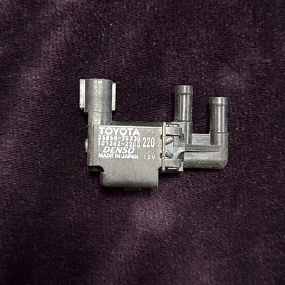 Válvula de conmutación de vacío Toyota 4Runner 2001-2002 25860-75230 OEM Foto 1 de 4