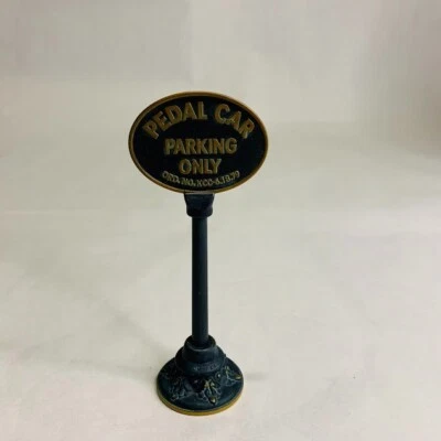 Hallmark Minis Kiddie Corner Decorative Accessories Parking Sign QHG3630 - Image 1 of 4