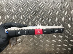 Iveco Daily MK6 ab 2015 2.3 Warnblinkschalter Panel 5802361839 ORIGINAL - Bild 1 von 7