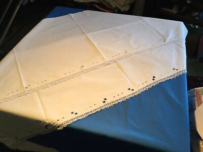 2 Bords d’étagère en coton bien blanc, broderies et dentelles tout du long ... - Photo 1/4