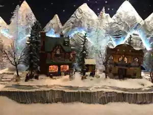 Department 56 Lemax Natale Neve Parete Piattaforma Villaggio Espositore Design Fatto a Mano - Foto 1 di 3