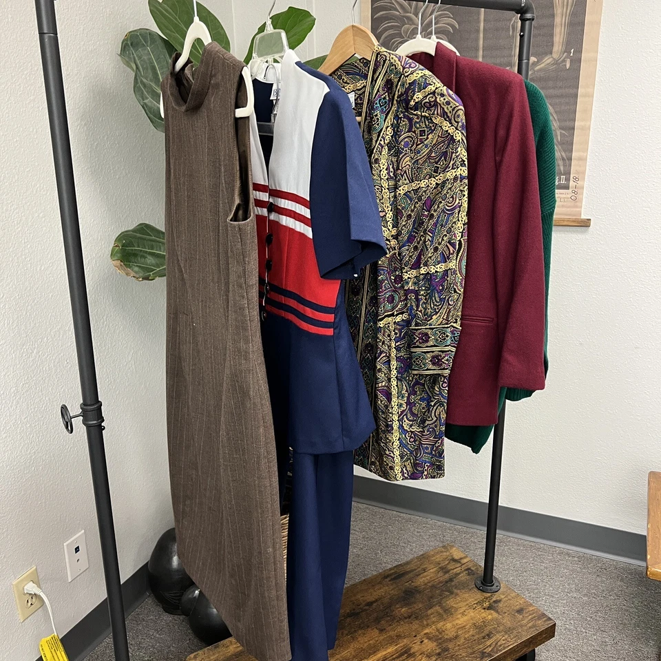 Lote de 5 piezas de ropa retro vintage mixtas hechas en EE. UU. Foto 1 de 4