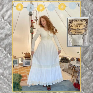 Beautiful Soft White Muslin & Lace Corset Bohemian Wedding Dress by GUNNE SAX 11 - Picture 1 of 11