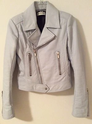 CHAQUETA MOTERA BALENCIAGA NUEVA MOTO ICE PIEL DE CORDERO AZUL CIELO: Talla 36, Precio de venta sugerido por el fabricante 2745 USD, Usada Foto 1 de 4