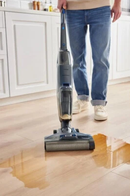 SILVERCREST® Akku-Hartbodenreiniger, 140 W Nass- und Trockenreinigung SHA 125 A1