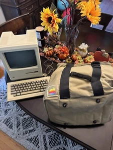 Vintage Apple Macintosh 512K M0001W 1985 Computer Keyboard Mouse Floppy Parts - Picture 1 of 18