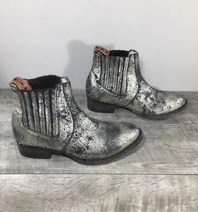 Freebird by Steven Madden Salamanca Distressed Silver Leather Womens Boots 7 - Picture 1 of 10