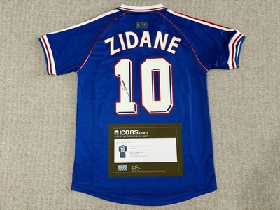 ФУТБОЛКА С АВТОГРАФОМ ЗИНЕДИНА ЗИДАНА СЗАДИ ФРАНЦИЯ 1998 ДОМАШНЯЯ / значки сертификат подлинности. - Изображение 1 из 4