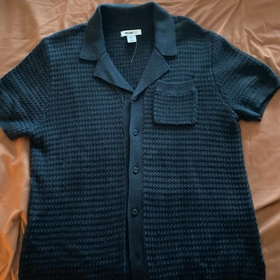 Camisa para mujer William Rast negra con botones con bolsillo talla mediana, sin defectos Foto 1 de 4