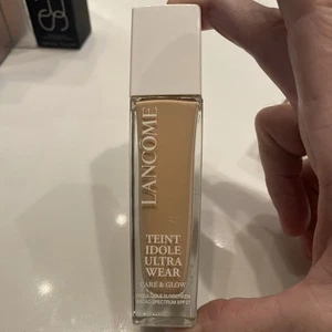 Lancome Teint Idole Ultra Wear Skincare Foundation 125W Exp 12/25 - Picture 1 of 5