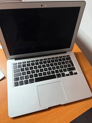 PC portable Apple Macbook Air A1466 EMC3178 - Photo 1/4