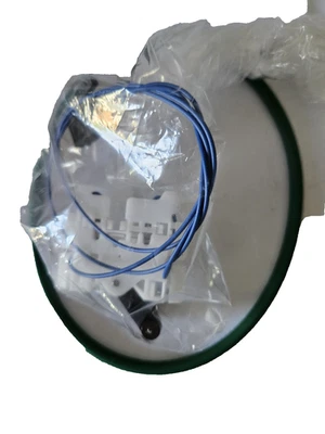 GM OE 13599375 Fuel Level Sensor Kit 2014-2018 GMC Chevrolet - Image 1 of 4