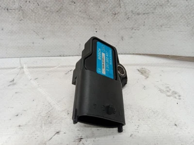 0281002437 CAPTEUR DE PRESSION / 2336567 POUR OPEL VECTRA C Z02 2.2 DTI 16V F - Photo 1/4