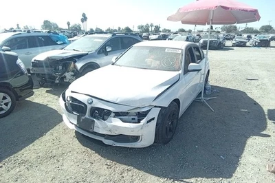 BMW 320i 2015 transmisión automática OEM 102 k millas - LKQ400185218 Foto 1 de 4