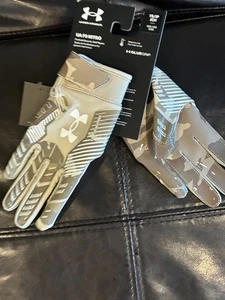 Neu mit Etikett Jugend klein Under Armour UA F9 Nitro Fußball Empfänger Handschuhe hellbraun Tarnmuster Geschicklichkeit - Bild 1 von 2