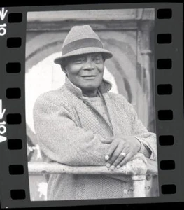 '72 Richard Hacksaw Harney Blues Gitarrist Pianist David Gahr 35mm Negativ A674 - Bild 1 von 1