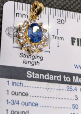 Colgante de oro amarillo y cianita belleza clásica oro 14k Foto 1 de 4