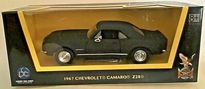 LUCKY DIE CAST 1:43 ROAD SIGNATURE COLLECTION 1967 CHEVROLET CAMARO Z28 ART95213 - Foto 1 di 1