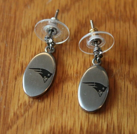 New England Patriots Earrings NFL Hanging dangle studs rhinestone stainless Cover