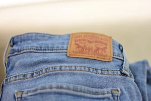 Levi's Damen Jeans 711 Skinny Denim Blau Größe 29 Knöchellang - Bild 1 von 3