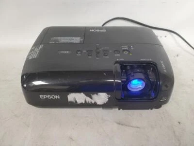 Epson H284A Digital Media LCD VGA Projector 2844 Lamp Hours - Image 1 of 4