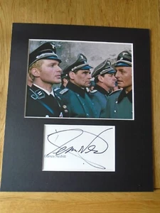 Derren Nesbitt Genuine Signed Authentic Autograph - UACC / AFTAL. - Zdjęcie 1 z 2