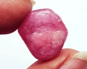 Natürlicher roter Rubin grob 20,65 ct zertifizierter loser Edelstein mit kostenlosem Geschenk - Bild 1 von 6