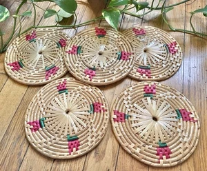 5 Straw Raffia Trivets Vintage Woven Boho Wicker Hot Pads - Picture 1 of 1