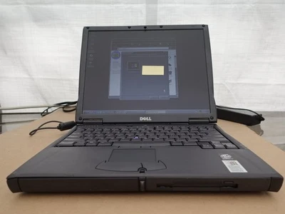 Dell Latitude C600 PP01L Windows 95, 2 FDD, 1 CD, fuente de alimentación Foto 1 de 4