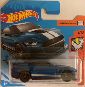 Hot wheels Ford Mustang Shelby GT 500 NEW And Sealed 1/64 - Picture 1 of 4
