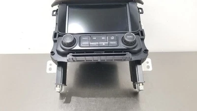 18 GMC YUKON DENALI RADIO AUDIO CONTROL PANEL WITH SCREEN 84096260 Foto 1 de 4