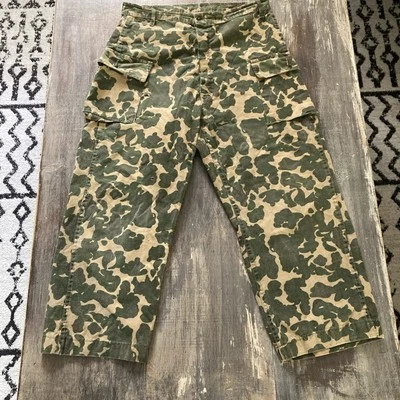 VTG Bullseye Bill Camo Barrel Pants Sz m (est) SHORT Canvas Baggy - Image 1 of 4