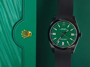 Rolex Oyster Perpetual 41mm Green 124300 Novelty Black DLC Stealth Superalloy - Picture 1 of 9