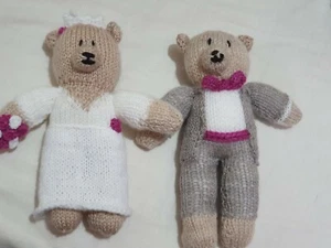 Knitted Wedding Toys - Picture 1 of 4