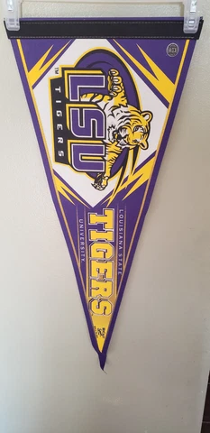 LSU TIGERS SEC NCAA VINTAGE FELT PENNANT 3/25/23 Cover