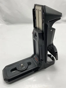 Bosch LB 10 Universal Laser Mount with DK 10 Ceiling Clip Magnetic BSH601092C00 - Picture 1 of 6