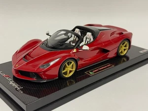 1/18 MR Collection Ferrari LaFerrari Aperta 2017 Christmas Edition Carbon BO172 - Bild 1 von 9
