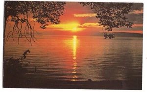 SUNSET Over Historic LAKE CHAMPLAIN Vermont Postcard VT Sun Set on Water 1996 - Picture 1 of 2