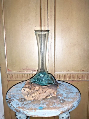 HAND CRAFTED GLASS VASE MOULDED ON A GAMAL ROOT - Image 1 of 4