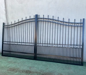 PREMIUM ALUMINIUM ISTANBUL GATES 1800-2100/2 x 2250 BLACK - Picture 1 of 3