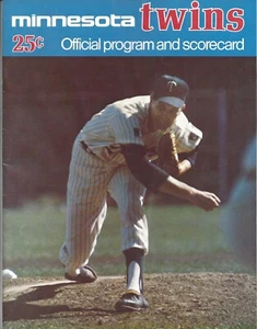 1971 8/13 baseball program Detroit Tigers Minnesota Twins Bert Blyleven WIN VG - Picture 1 of 3