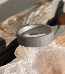 Sandgestrahlter Comfort Fit Ring, 7 mm breites Titanband, hergestellt in Ihrer Größe - Bild 1 von 9