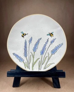 Spectrum Designz Set of 6 lavender Flowers Garden with Bees Ceramic Salad Plates - Picture 1 of 8