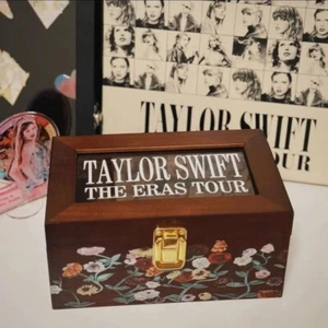 Muster Holz Aufbewahrungsbox Taylor Swift's Era Tour Piano Neu Hot - Bild 1 von 4