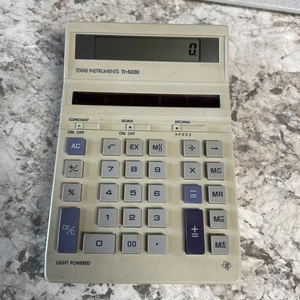 Texas Instruments TI-5020 Electronic Light Powered Calculator Works/Vintage - Bild 1 von 4
