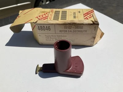 Genuine Toyota Rotor 19102-16060 NEW OLD STOCK 1984-91 4Runner Car Pickup Van - Image 1 of 4