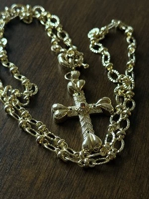 collar cruz en ruta Foto 1 de 4