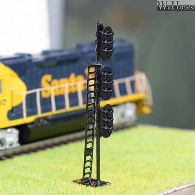 1 x HO / OO scale Block Signals 3 target faces with 3 aspects green/yellow/red - Image 1 of 2