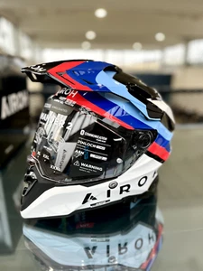CM2D81 Airoh COMMANDER 2 Doom Black Gloss Road Enduro Motorcycle Helmet Size L - Picture 1 of 6